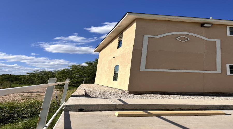 391 Riverside Dr, Eagle Pass, Texas 78852, 2 Bedrooms Bedrooms, 4 Rooms Rooms,2 BathroomsBathrooms,Residential,For Sale,391 Riverside Dr,20254771