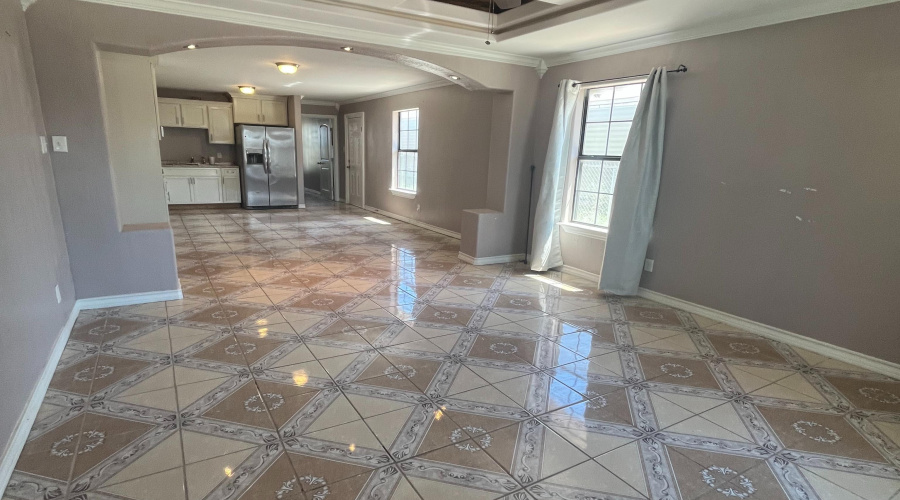 514 Buckeye Dr, Laredo, Texas 78046, 3 Bedrooms Bedrooms, 5 Rooms Rooms,2 BathroomsBathrooms,Residential,For Rent,514 Buckeye Dr,20254774