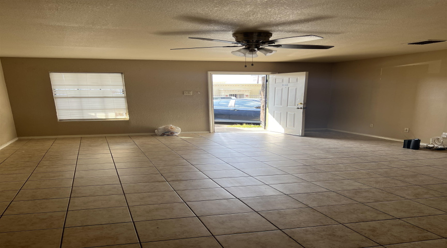 2601 Saltillo St, Laredo, Texas 78046, ,Multi-family,For Sale,2601 Saltillo St,20254769