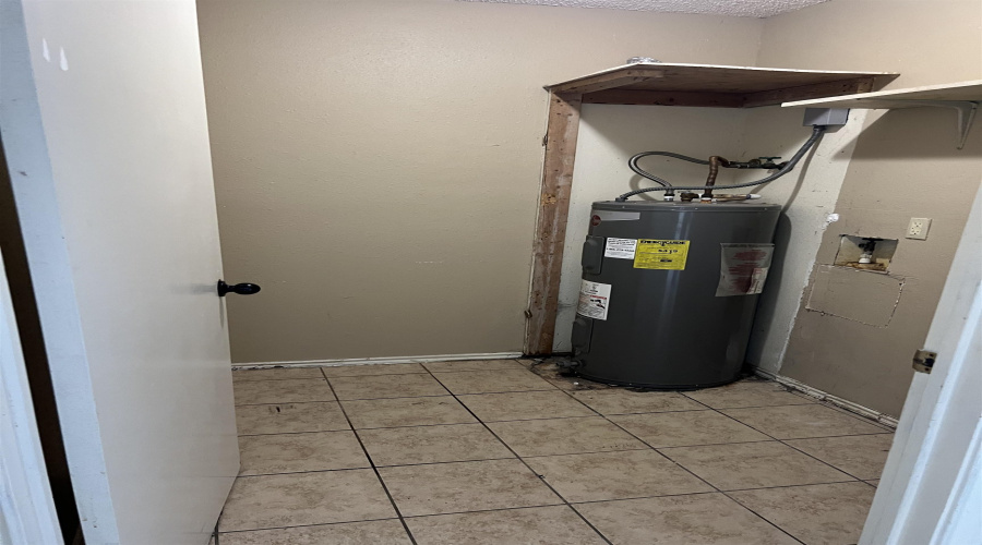 2601 Saltillo St, Laredo, Texas 78046, ,Multi-family,For Sale,2601 Saltillo St,20254769