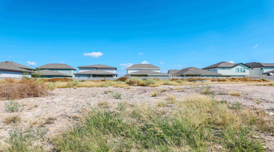 518 Journey Loop, LAREDO, Texas 78045, 4 Bedrooms Bedrooms, 7 Rooms Rooms,4 BathroomsBathrooms,Residential,For Sale,518 Journey Loop,20254791