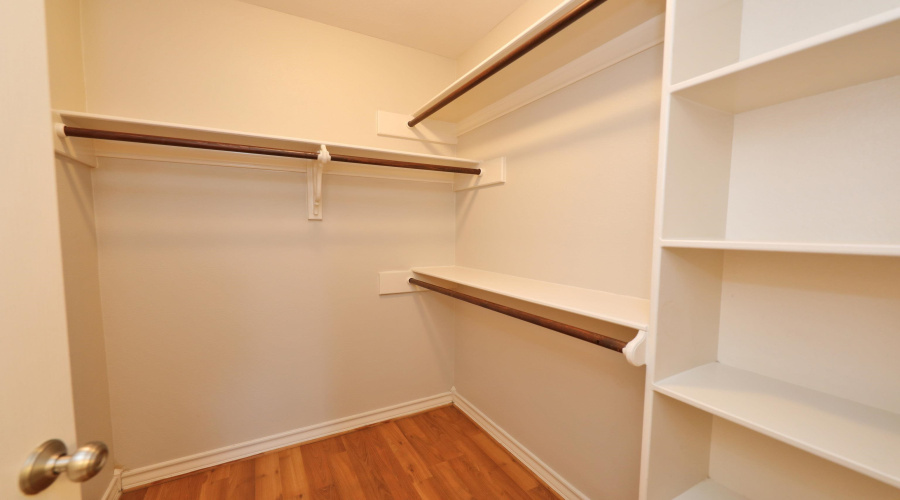 510 Shiloh Dr, Laredo, Texas 78045, 3 Bedrooms Bedrooms, 5 Rooms Rooms,2 BathroomsBathrooms,Residential,For Rent,510 Shiloh Dr,20254793