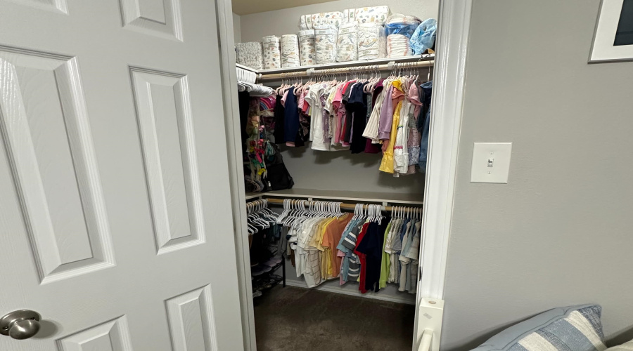 4301 Regina Dr., Laredo, Texas 78046, 3 Bedrooms Bedrooms, 5 Rooms Rooms,2 BathroomsBathrooms,Residential,For Sale,4301 Regina Dr.,20254795