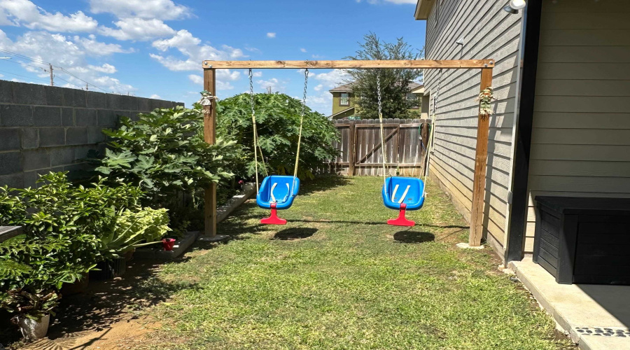 4301 Regina Dr., Laredo, Texas 78046, 3 Bedrooms Bedrooms, 5 Rooms Rooms,2 BathroomsBathrooms,Residential,For Sale,4301 Regina Dr.,20254795