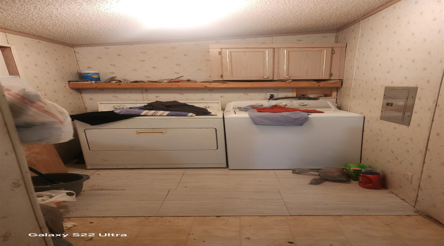 268 Wawi Tijerina Rd., Laredo, Texas 78043, 2 Bedrooms Bedrooms, 5 Rooms Rooms,2 BathroomsBathrooms,Residential,For Sale,268 Wawi Tijerina Rd.,20254796