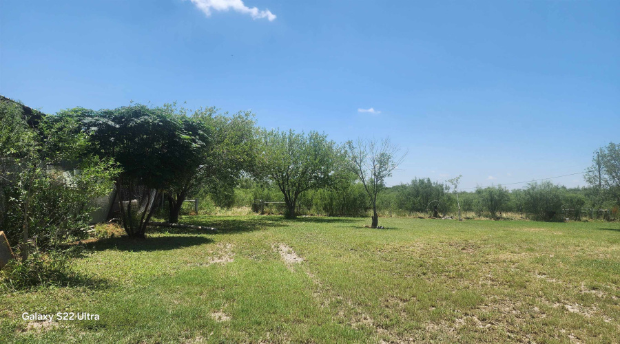 268 Wawi Tijerina Rd., Laredo, Texas 78043, 2 Bedrooms Bedrooms, 5 Rooms Rooms,2 BathroomsBathrooms,Residential,For Sale,268 Wawi Tijerina Rd.,20254796