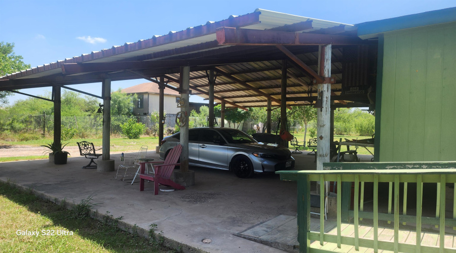 268 Wawi Tijerina Rd., Laredo, Texas 78043, 2 Bedrooms Bedrooms, 5 Rooms Rooms,2 BathroomsBathrooms,Residential,For Sale,268 Wawi Tijerina Rd.,20254796