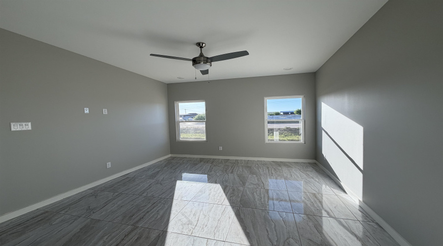 5318 Aceituno Dr., LAREDO, Texas 78046, 3 Bedrooms Bedrooms, 5 Rooms Rooms,2 BathroomsBathrooms,Residential,For Sale,5318 Aceituno Dr.,20254797