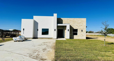 2410 Durazno Ct., Laredo, Texas 78046-8009, 4 Bedrooms Bedrooms, 6 Rooms Rooms,2 BathroomsBathrooms,Residential,For Sale,2410 Durazno Ct.,20254801