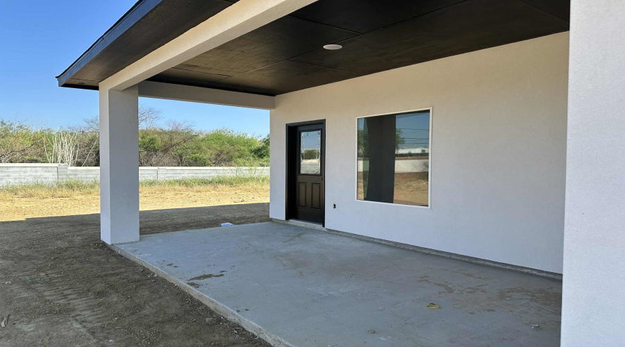 2410 Durazno Ct., Laredo, Texas 78046-8009, 4 Bedrooms Bedrooms, 6 Rooms Rooms,2 BathroomsBathrooms,Residential,For Sale,2410 Durazno Ct.,20254801