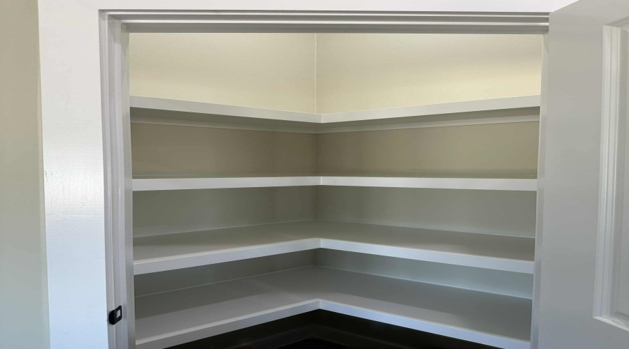 2410 Durazno Ct., Laredo, Texas 78046-8009, 4 Bedrooms Bedrooms, 6 Rooms Rooms,2 BathroomsBathrooms,Residential,For Sale,2410 Durazno Ct.,20254801