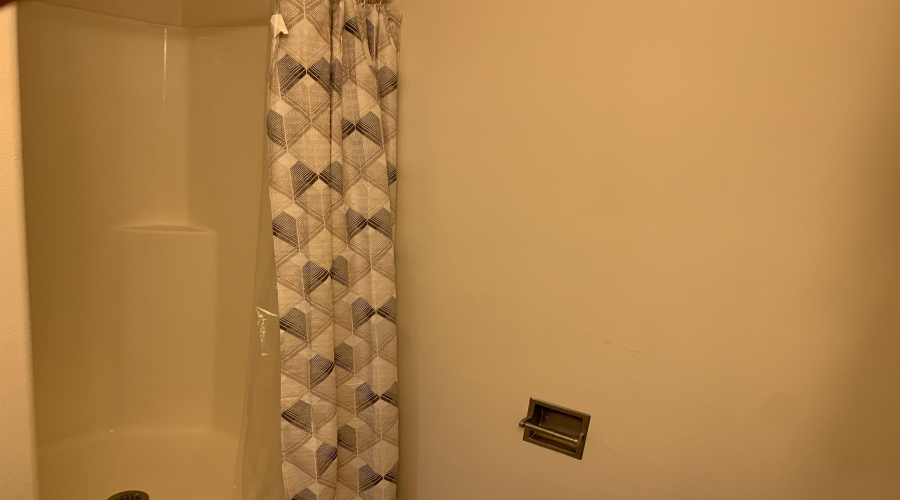 1752 Tiara Trl, Laredo, Texas 78045, 2 Bedrooms Bedrooms, 5 Rooms Rooms,2 BathroomsBathrooms,Residential,For Rent,1752 Tiara Trl,20254802