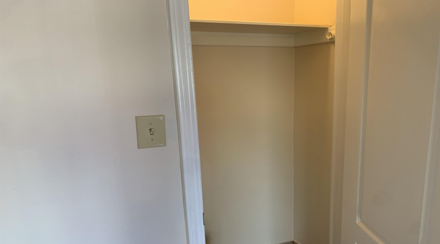 1752 Tiara Trl, Laredo, Texas 78045, 2 Bedrooms Bedrooms, 5 Rooms Rooms,2 BathroomsBathrooms,Residential,For Rent,1752 Tiara Trl,20254802