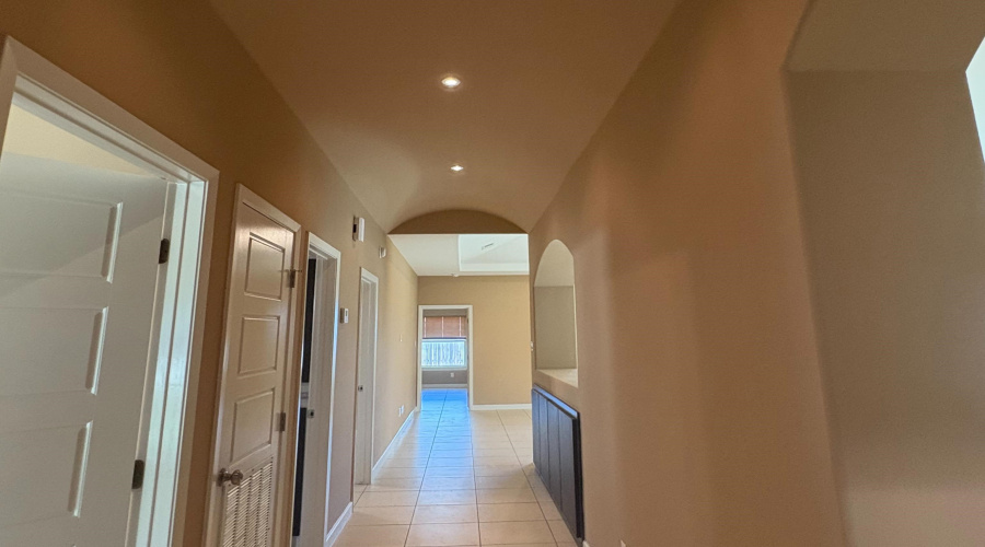 5711 Moses Lp., Laredo, Texas 78046, 3 Bedrooms Bedrooms, 5 Rooms Rooms,2 BathroomsBathrooms,Residential,For Sale,5711 Moses Lp.,20254193