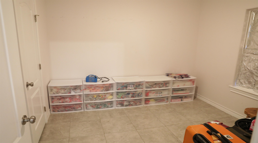 5307 Montebello Ct., Laredo, Texas 78046, 3 Bedrooms Bedrooms, 5 Rooms Rooms,2 BathroomsBathrooms,Residential,For Sale,5307 Montebello Ct.,20254806