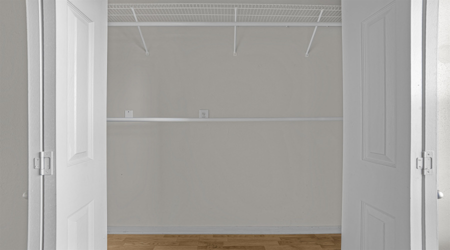 2445 Monarch Dr, Laredo, Texas 78045, 4 Bedrooms Bedrooms, 8 Rooms Rooms,2 BathroomsBathrooms,Residential,For Sale,2445 Monarch Dr,20254808