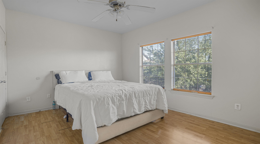 2445 Monarch Dr, Laredo, Texas 78045, 4 Bedrooms Bedrooms, 8 Rooms Rooms,2 BathroomsBathrooms,Residential,For Sale,2445 Monarch Dr,20254808