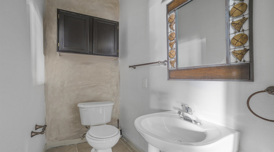 2445 Monarch Dr, Laredo, Texas 78045, 4 Bedrooms Bedrooms, 8 Rooms Rooms,2 BathroomsBathrooms,Residential,For Sale,2445 Monarch Dr,20254808