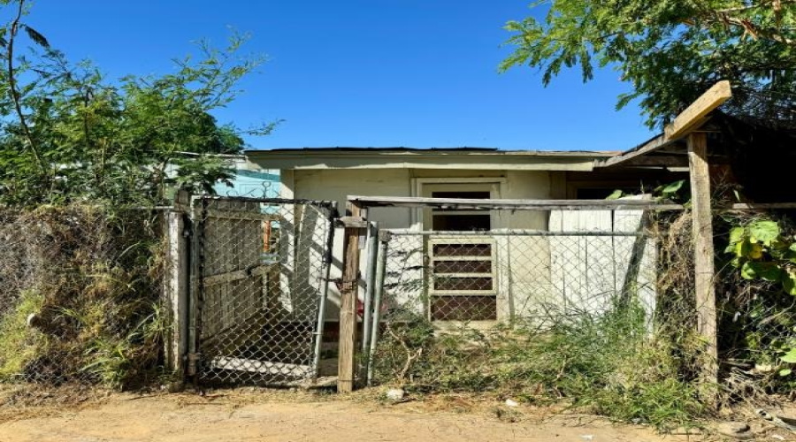 3119 Saltillo St, Laredo, Texas 78046, 4 Bedrooms Bedrooms, 5 Rooms Rooms,2 BathroomsBathrooms,Residential,For Sale,3119 Saltillo St,20254809