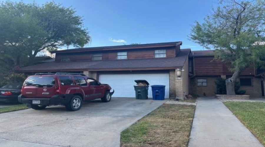 13 Quadrangle Cir, LAREDO, Texas 78041-2329, 3 Bedrooms Bedrooms, 5 Rooms Rooms,2 BathroomsBathrooms,Residential,For Sale,13 Quadrangle Cir,20254810