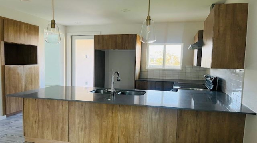 214 Deer Path Loop, Laredo, Texas 78045, 4 Bedrooms Bedrooms, 7 Rooms Rooms,2 BathroomsBathrooms,Residential,For Rent,214 Deer Path Loop,20254816