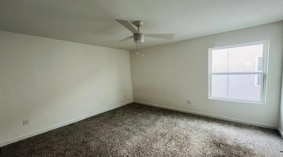 214 Deer Path Loop, Laredo, Texas 78045, 4 Bedrooms Bedrooms, 7 Rooms Rooms,2 BathroomsBathrooms,Residential,For Rent,214 Deer Path Loop,20254816