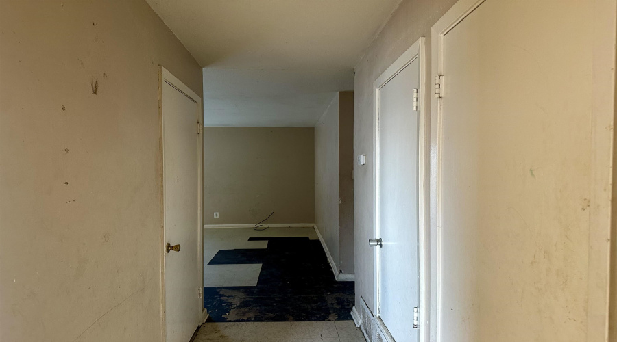 704 Banyan Ct W, Laredo, Texas 78041, ,Multi-family,For Sale,704 Banyan Ct W,20254804