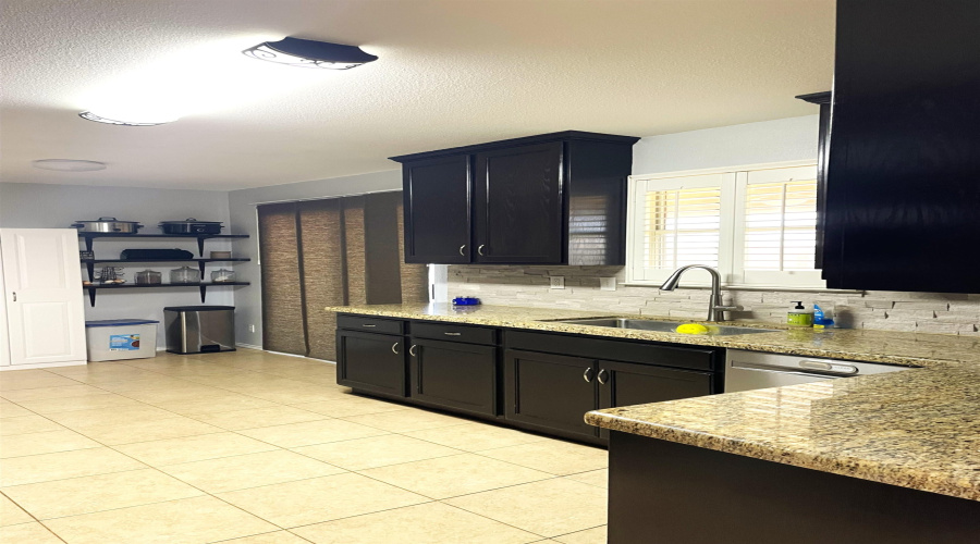 1901 Port Isabel Dr, Laredo, Texas 78045, 3 Bedrooms Bedrooms, 7 Rooms Rooms,2 BathroomsBathrooms,Residential,For Sale,1901 Port Isabel Dr,20252024