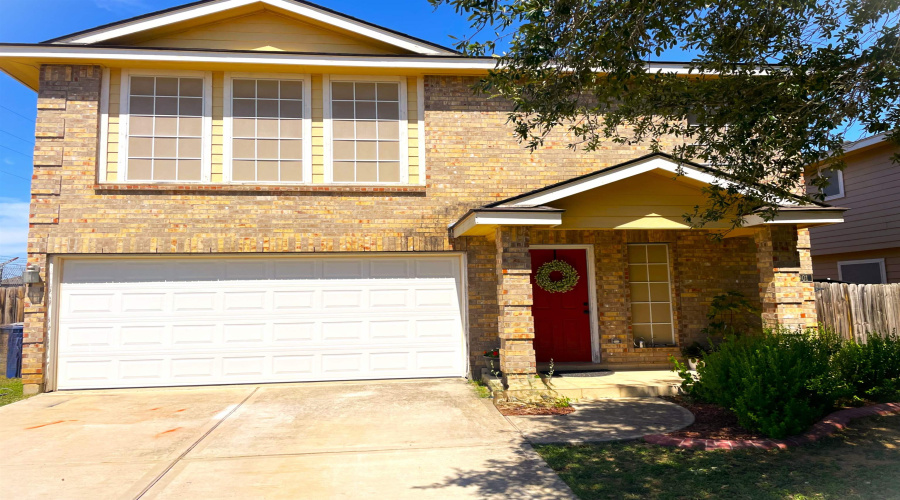 1901 Port Isabel Dr, Laredo, Texas 78045, 3 Bedrooms Bedrooms, 7 Rooms Rooms,2 BathroomsBathrooms,Residential,For Sale,1901 Port Isabel Dr,20252024