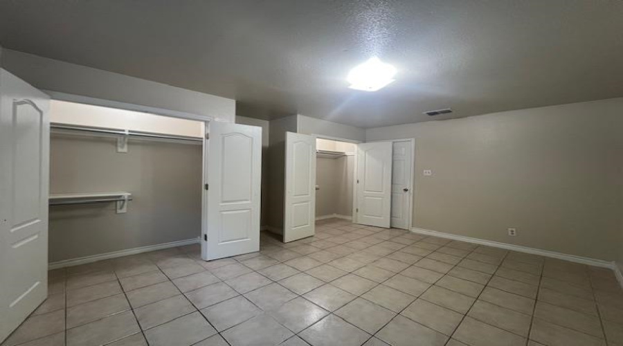 412 Shiloh Dr, Laredo, Texas 78045-6741, 3 Bedrooms Bedrooms, 5 Rooms Rooms,2 BathroomsBathrooms,Residential,For Rent,412 Shiloh Dr,20254817