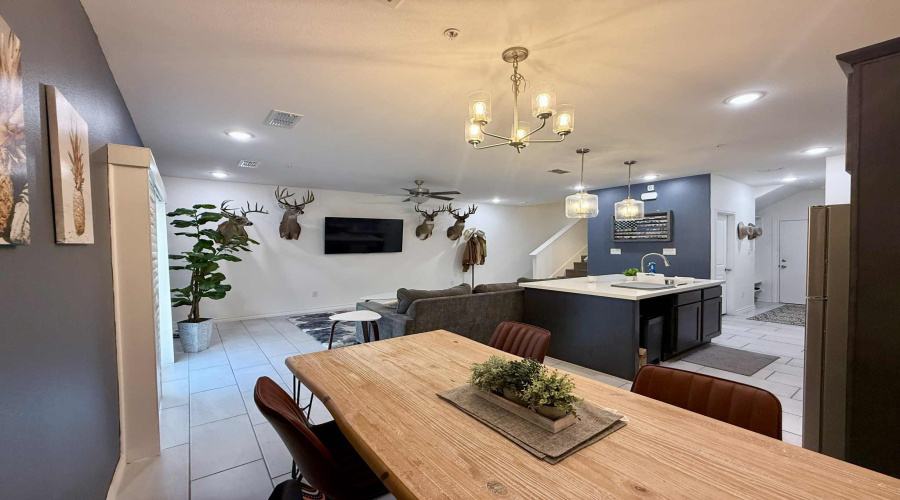 9908 Bijan Dr., Laredo, Texas 78045, 3 Bedrooms Bedrooms, 6 Rooms Rooms,2 BathroomsBathrooms,Residential,For Rent,9908 Bijan Dr.,20254818