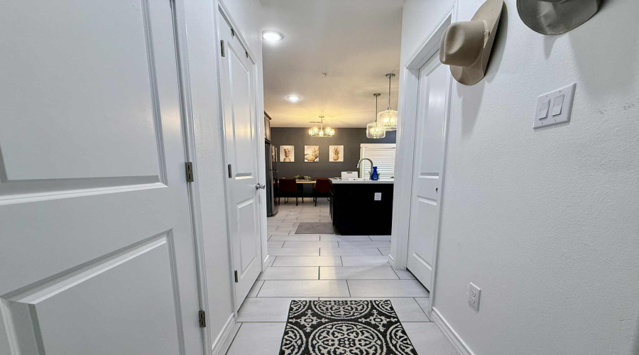 9908 Bijan Dr., Laredo, Texas 78045, 3 Bedrooms Bedrooms, 6 Rooms Rooms,2 BathroomsBathrooms,Residential,For Rent,9908 Bijan Dr.,20254818