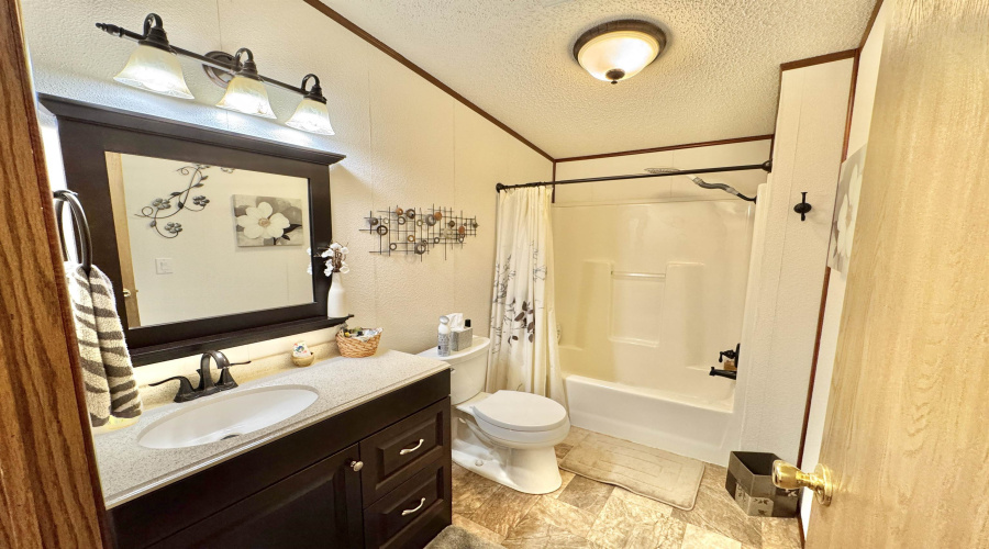 112 Autumn Ln., ZAPATA, Texas 78076, 2 Bedrooms Bedrooms, 4 Rooms Rooms,2 BathroomsBathrooms,Residential,For Sale,112 Autumn Ln.,20254821