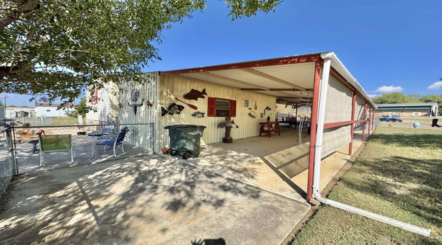 112 Autumn Ln., ZAPATA, Texas 78076, 2 Bedrooms Bedrooms, 4 Rooms Rooms,2 BathroomsBathrooms,Residential,For Sale,112 Autumn Ln.,20254821