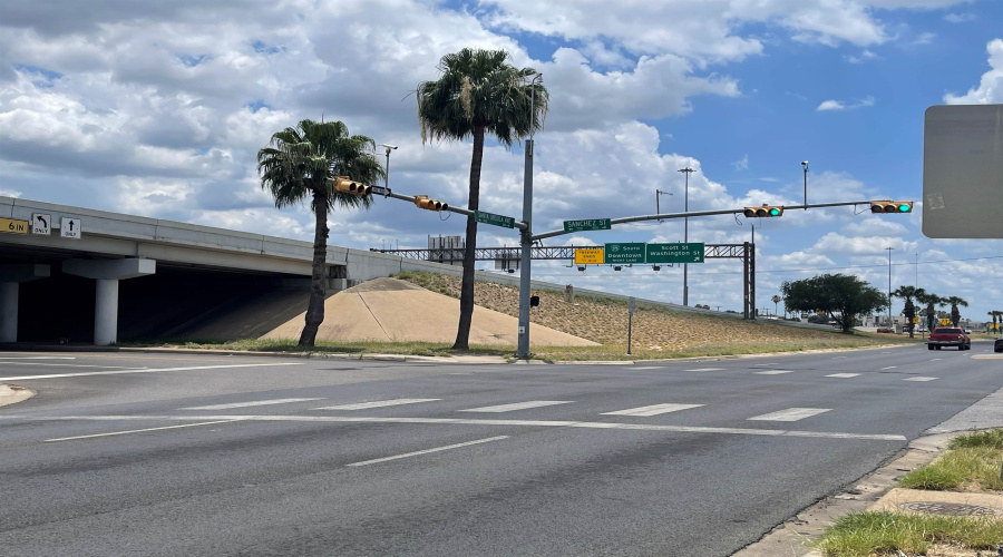 1906 Santa Ursula Ave, Laredo, Texas 78040, ,Land,For Rent,1906 Santa Ursula Ave,20254823