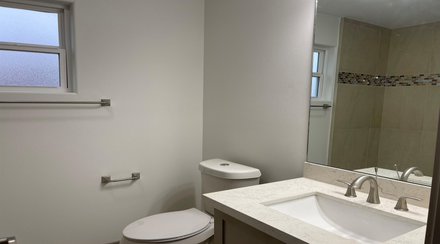 121 Valladolid Ave, Laredo, Texas 78046, 3 Bedrooms Bedrooms, 5 Rooms Rooms,2 BathroomsBathrooms,Residential,For Rent,121 Valladolid Ave,20254824