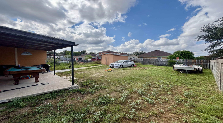 2616 Comal Lp, Laredo, Texas 78046, 3 Bedrooms Bedrooms, 7 Rooms Rooms,2 BathroomsBathrooms,Residential,For Sale,2616 Comal Lp,20254825