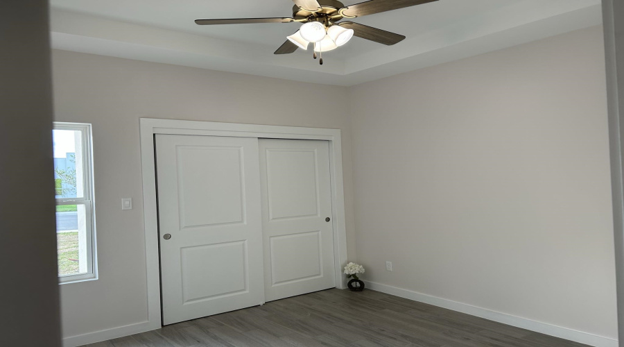 1411 Los Estribos Dr., Laredo, Texas 78046, 3 Bedrooms Bedrooms, 6 Rooms Rooms,2 BathroomsBathrooms,Residential,For Rent,1411 Los Estribos Dr.,20254826