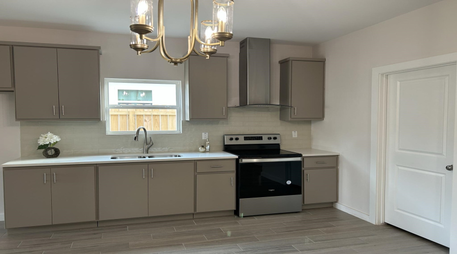 1411 Los Estribos Dr., Laredo, Texas 78046, 3 Bedrooms Bedrooms, 6 Rooms Rooms,2 BathroomsBathrooms,Residential,For Rent,1411 Los Estribos Dr.,20254826