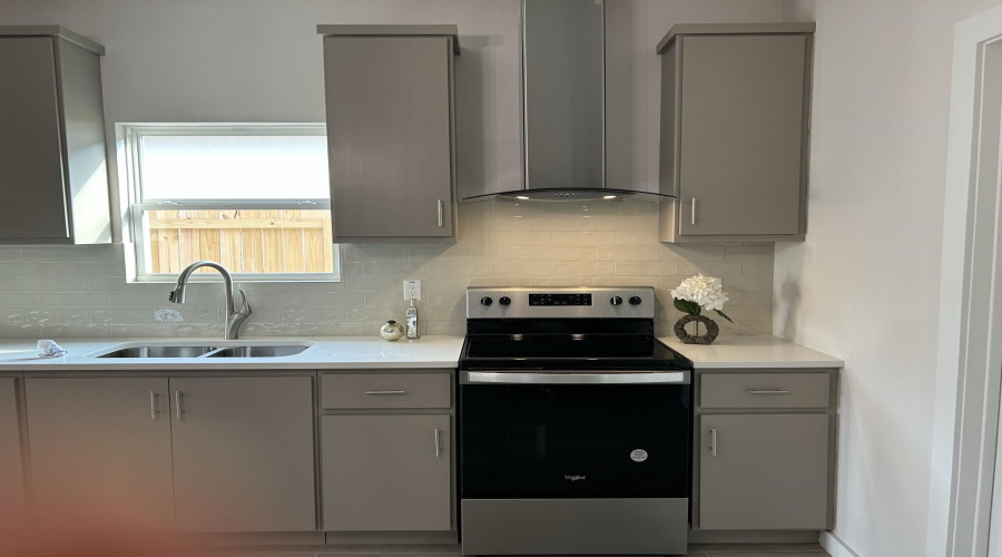 1411 Los Estribos Dr., Laredo, Texas 78046, 3 Bedrooms Bedrooms, 6 Rooms Rooms,2 BathroomsBathrooms,Residential,For Rent,1411 Los Estribos Dr.,20254826