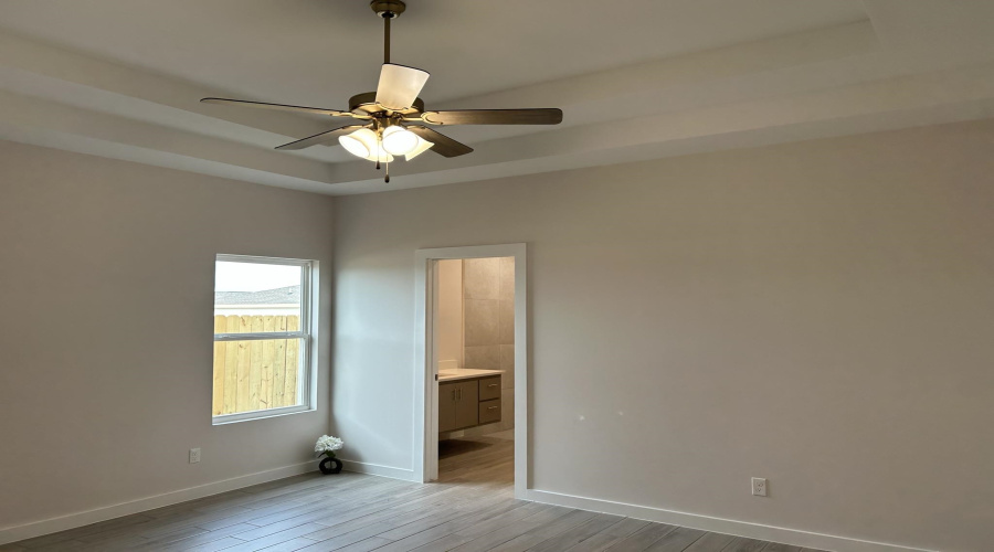 1411 Los Estribos Dr., Laredo, Texas 78046, 3 Bedrooms Bedrooms, 6 Rooms Rooms,2 BathroomsBathrooms,Residential,For Rent,1411 Los Estribos Dr.,20254826