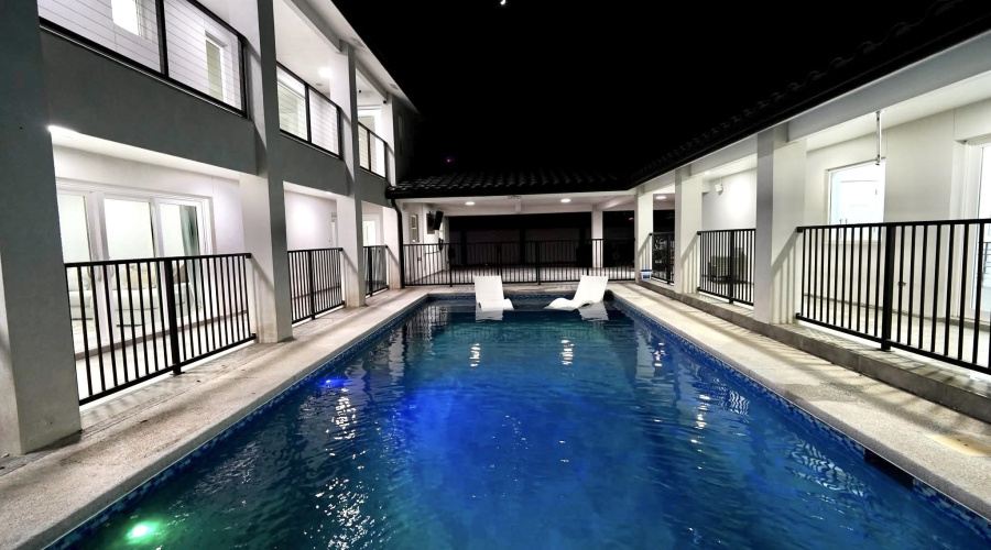 318 Manor Rd, LAREDO, Texas 78041, 4 Bedrooms Bedrooms, 12 Rooms Rooms,4 BathroomsBathrooms,Residential,For Sale,318 Manor Rd,20254828