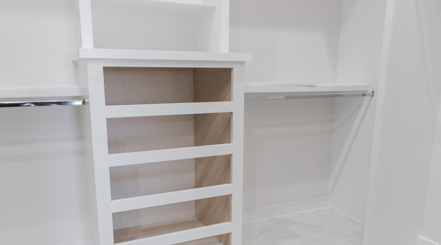 5516 Raven Dr., Laredo, Texas 78046, 4 Bedrooms Bedrooms, 5 Rooms Rooms,2 BathroomsBathrooms,Residential,For Sale,5516 Raven Dr.,20252617