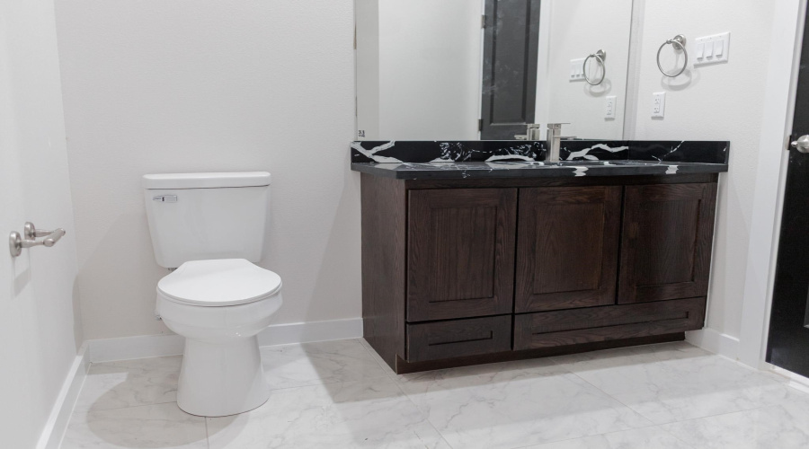 5516 Raven Dr., Laredo, Texas 78046, 4 Bedrooms Bedrooms, 5 Rooms Rooms,2 BathroomsBathrooms,Residential,For Sale,5516 Raven Dr.,20252617