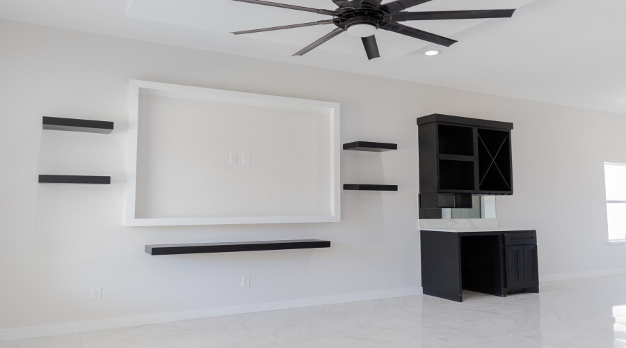 5516 Raven Dr., Laredo, Texas 78046, 4 Bedrooms Bedrooms, 5 Rooms Rooms,2 BathroomsBathrooms,Residential,For Sale,5516 Raven Dr.,20252617