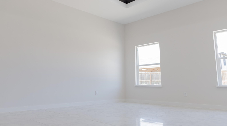 5516 Raven Dr., Laredo, Texas 78046, 4 Bedrooms Bedrooms, 5 Rooms Rooms,2 BathroomsBathrooms,Residential,For Sale,5516 Raven Dr.,20252617