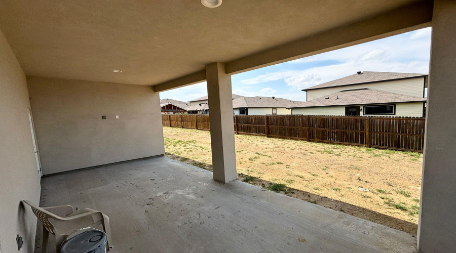 5518 Raven Dr., LAREDO, Texas 78046, 4 Bedrooms Bedrooms, 5 Rooms Rooms,2 BathroomsBathrooms,Residential,For Sale,5518 Raven Dr.,20252985