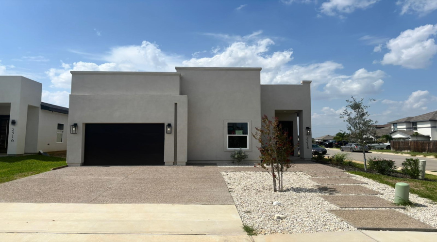 5518 Raven Dr., LAREDO, Texas 78046, 4 Bedrooms Bedrooms, 5 Rooms Rooms,2 BathroomsBathrooms,Residential,For Sale,5518 Raven Dr.,20252985