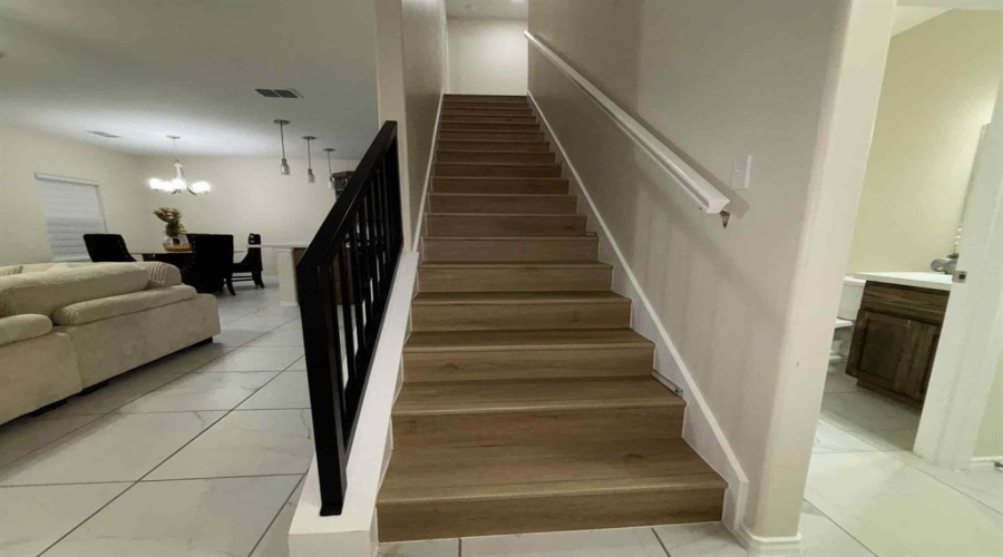 5821 Colegio Ln., Laredo, Texas 78046, 4 Bedrooms Bedrooms, 6 Rooms Rooms,2 BathroomsBathrooms,Residential,For Sale,5821 Colegio Ln.,20254831