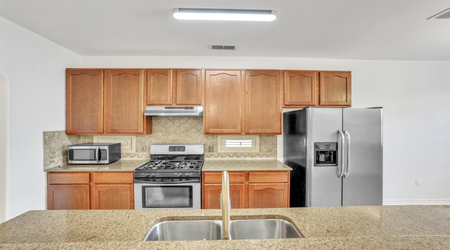 9813 Sandhill Dr, Laredo, Texas 78045, 3 Bedrooms Bedrooms, 6 Rooms Rooms,2 BathroomsBathrooms,Residential,For Sale,9813 Sandhill Dr,20254832